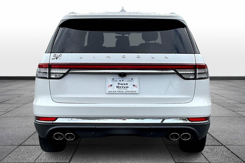 Used 2020 Lincoln Aviator Reserve w/ Class IV Trailer Tow Package image 4