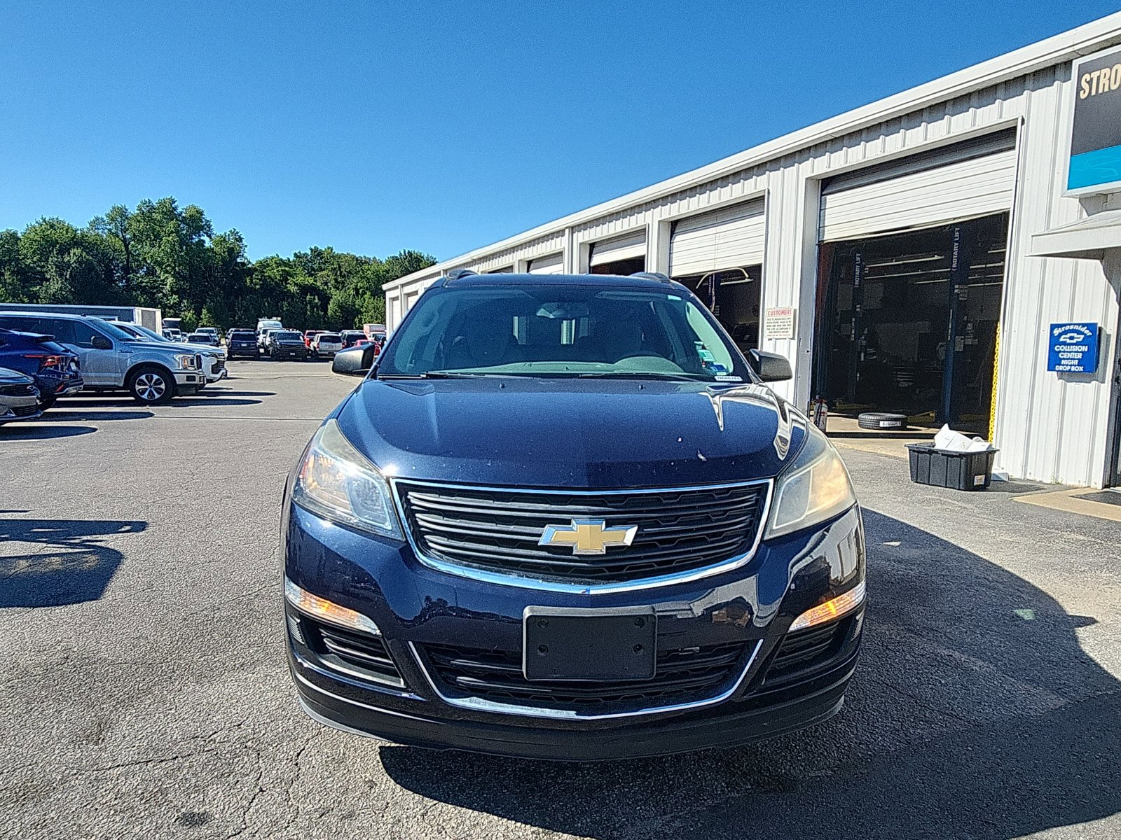 Used 2015 Chevrolet Traverse LS FWD image 8