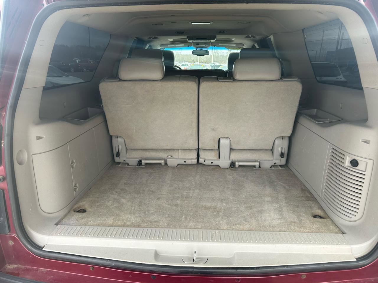 Used 2007 Chevrolet Suburban LT w/ LT Preferred Equipment Group image 18