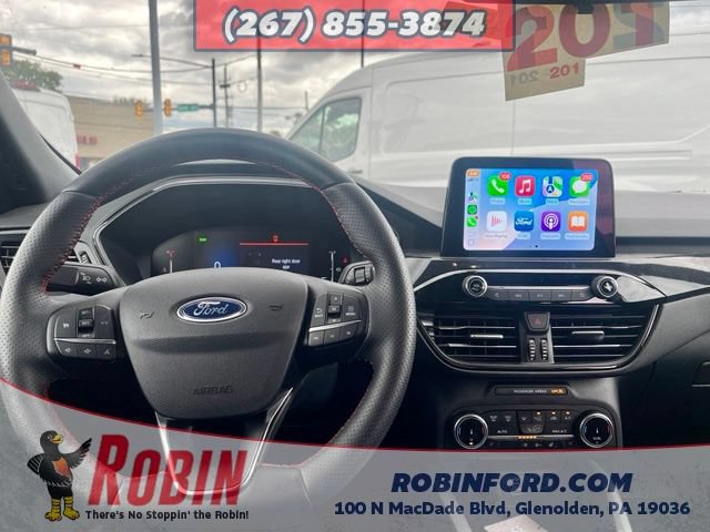 Used 2025 Ford Escape ST-Line Select AWD/4WD image 10