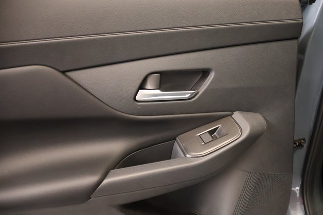 New 2026 Nissan Sentra SR w/ SR Premium Package FWD image 26