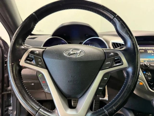 Used 2016 Hyundai Veloster w/ Option Group 02 FWD image 11