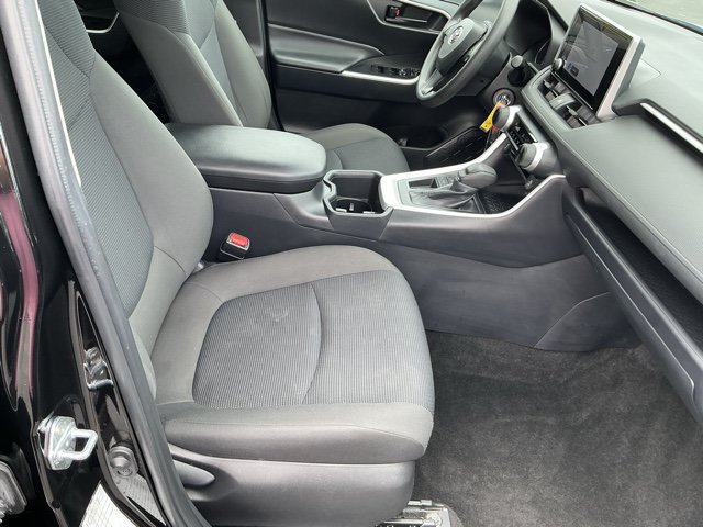 Used 2025 Toyota RAV4 LE FWD image 20