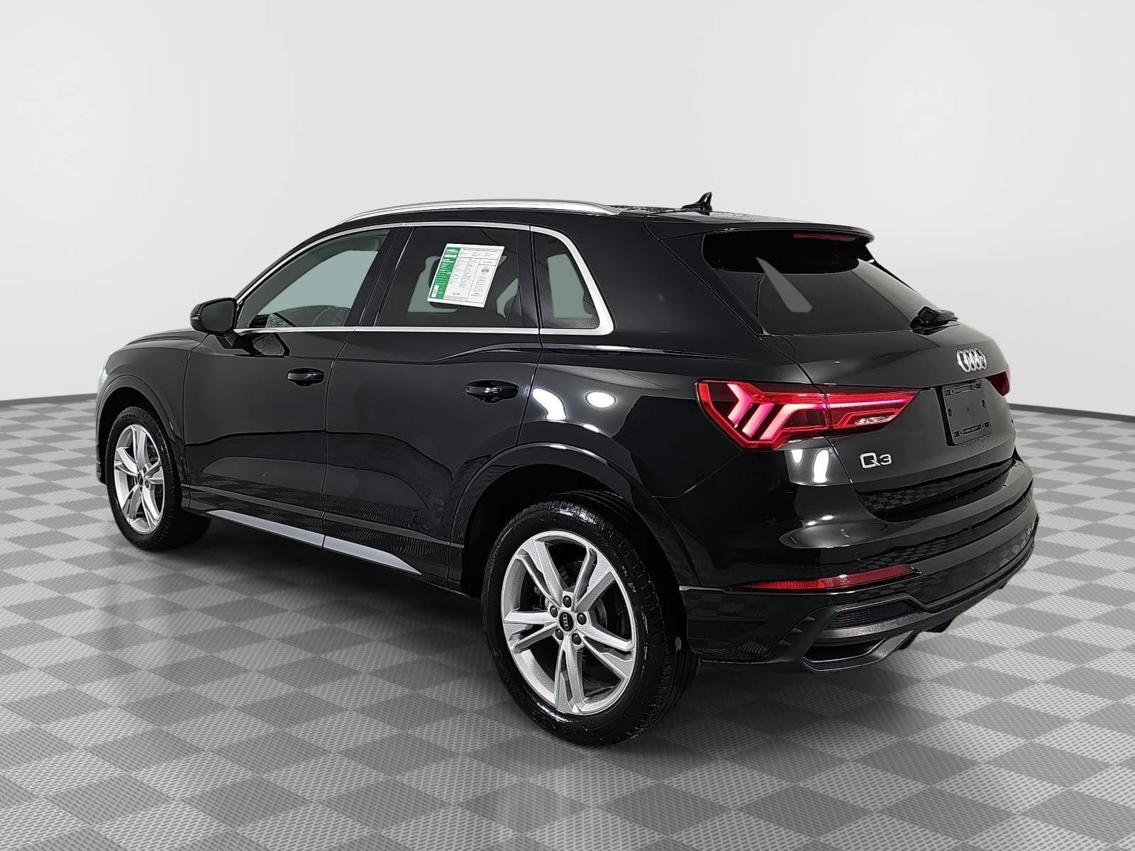 Used 2023 Audi Q3 2.0T Premium Plus AWD/4WD image 6