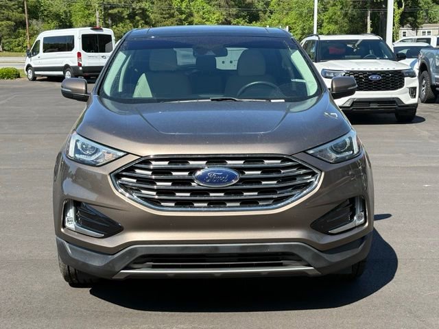 Used 2019 Ford Edge Titanium w/ Cold Weather Package FWD image 8