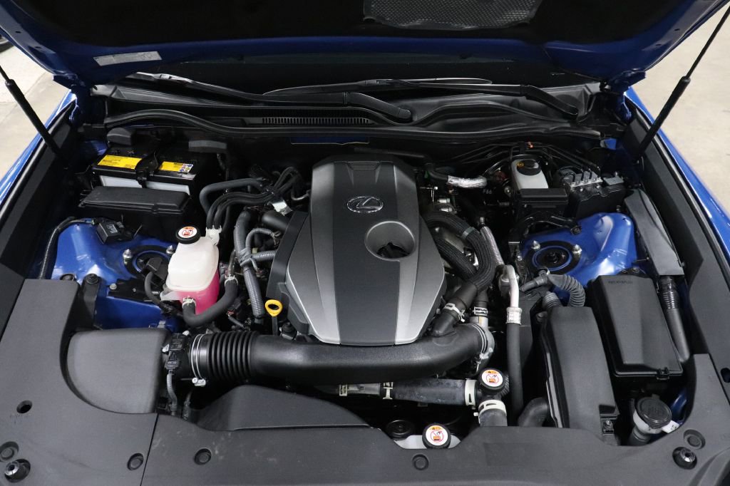 Used 2022 Lexus RC 300 w/ Premium Package image 21