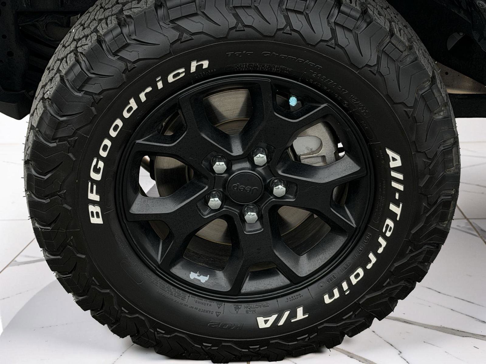 Used 2020 Jeep Wrangler Unlimited Sport image 6