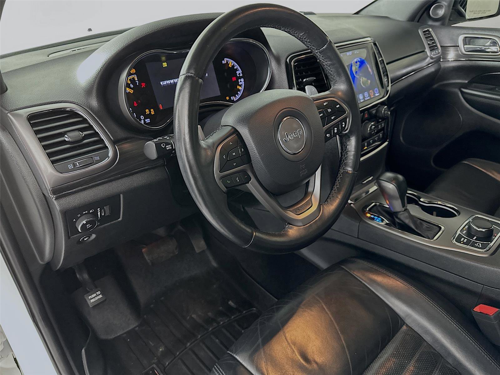 Used 2019 Jeep Grand Cherokee Limited X image 9