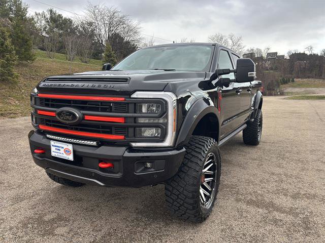 New 2026 Ford F250 Lariat w/ Black Appearance Package image 8