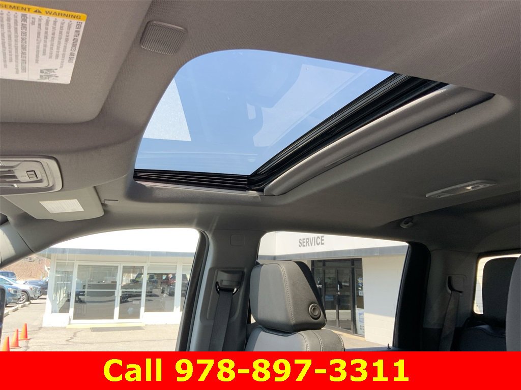 New 2025 GMC Sierra 2500 SLT w/ SLT Premium Package image 19
