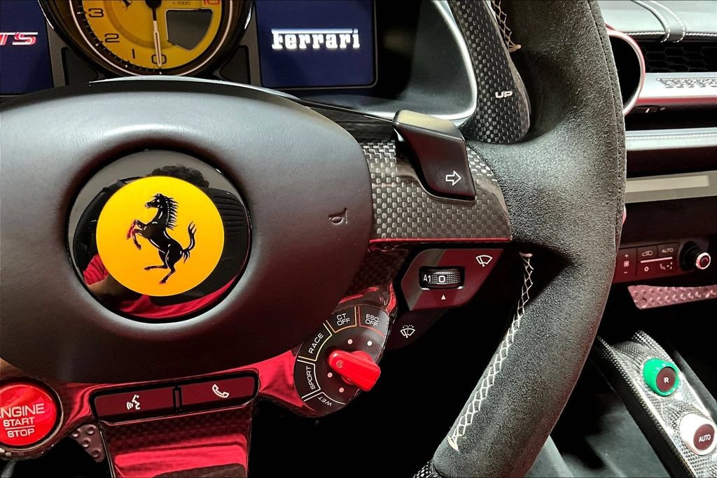 Used 2023 Ferrari 812 GTS RWD image 12