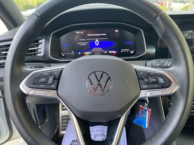 Used 2025 Volkswagen Jetta Sport image 8