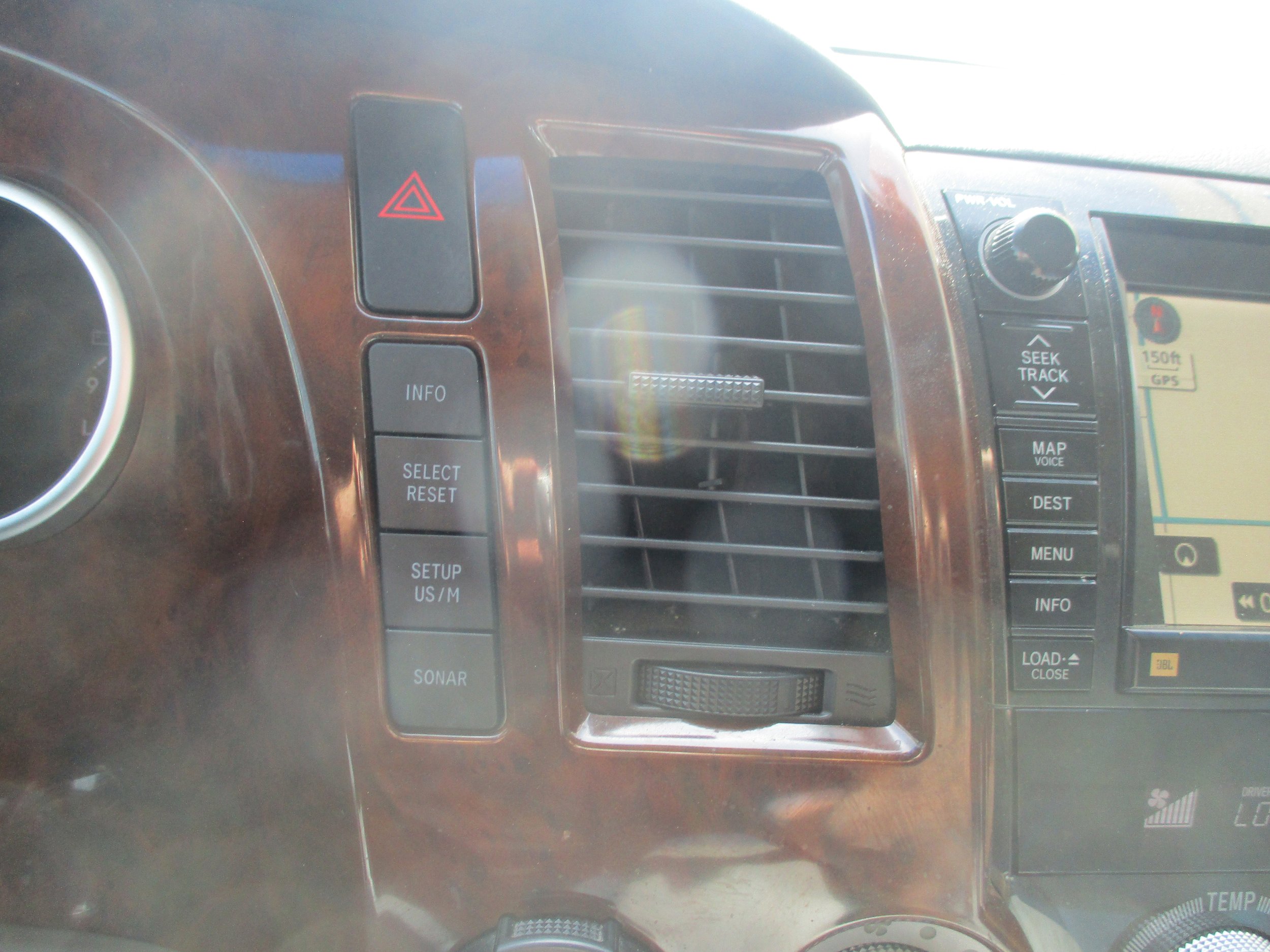 Used 2008 Toyota Sequoia Limited RWD image 18