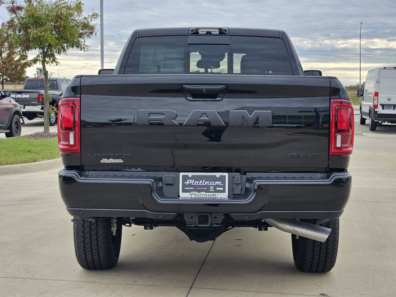 New 2025 RAM 2500 Limited image 8