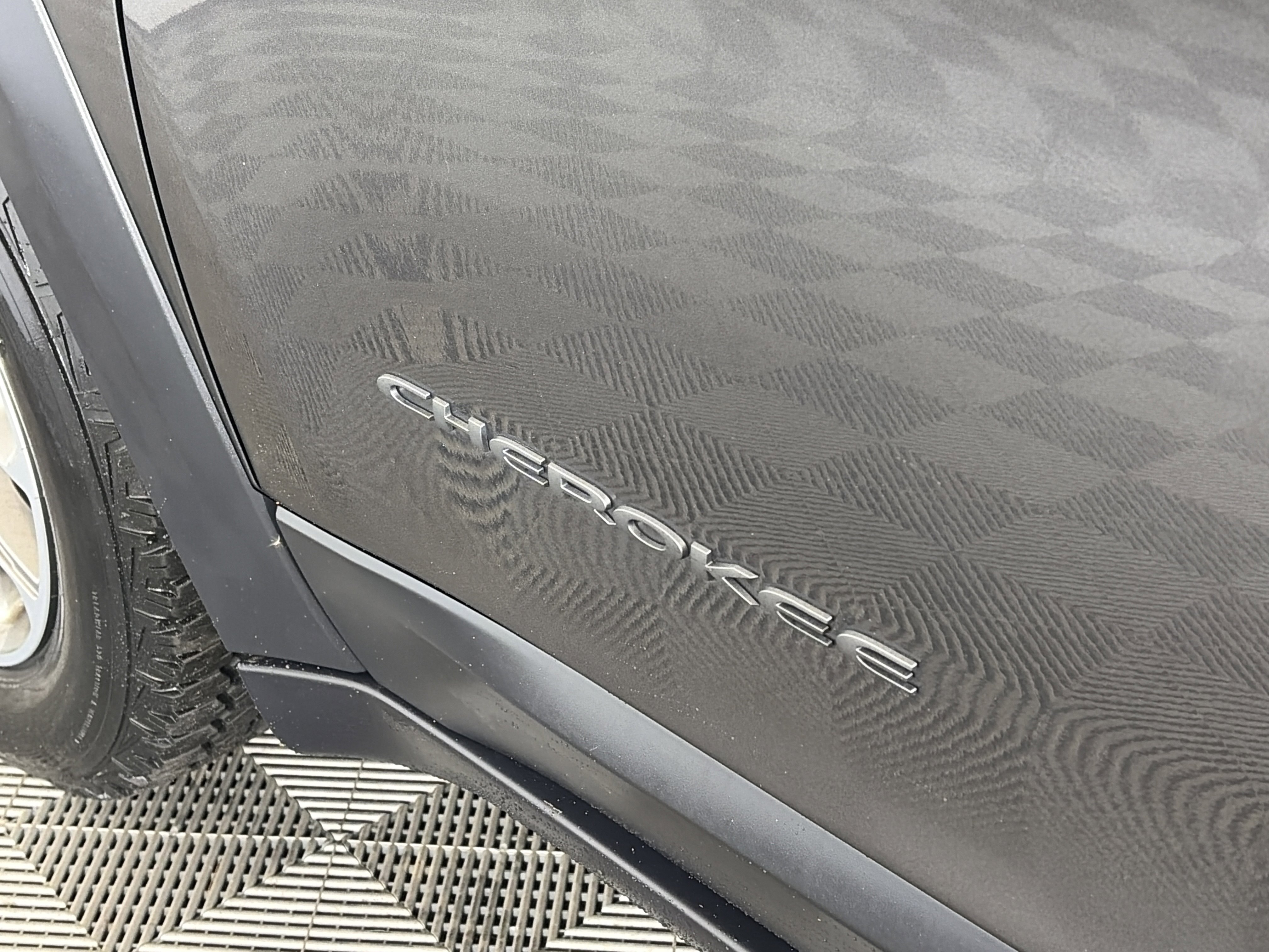 Used 2022 Jeep Cherokee Trailhawk w/ Premium Leather Package image 18