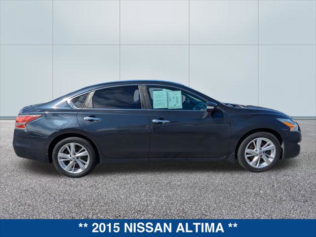 Used 2015 Nissan Altima 2.5 SV w/ Convenience Package image 6