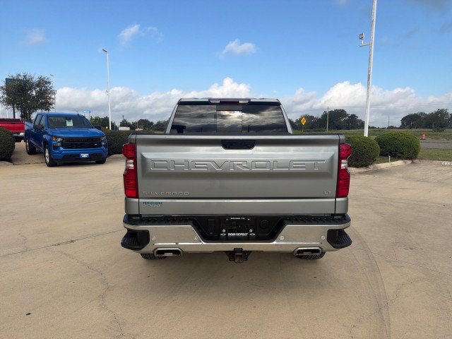 Used 2023 Chevrolet Silverado 1500 LT AWD/4WD image 13