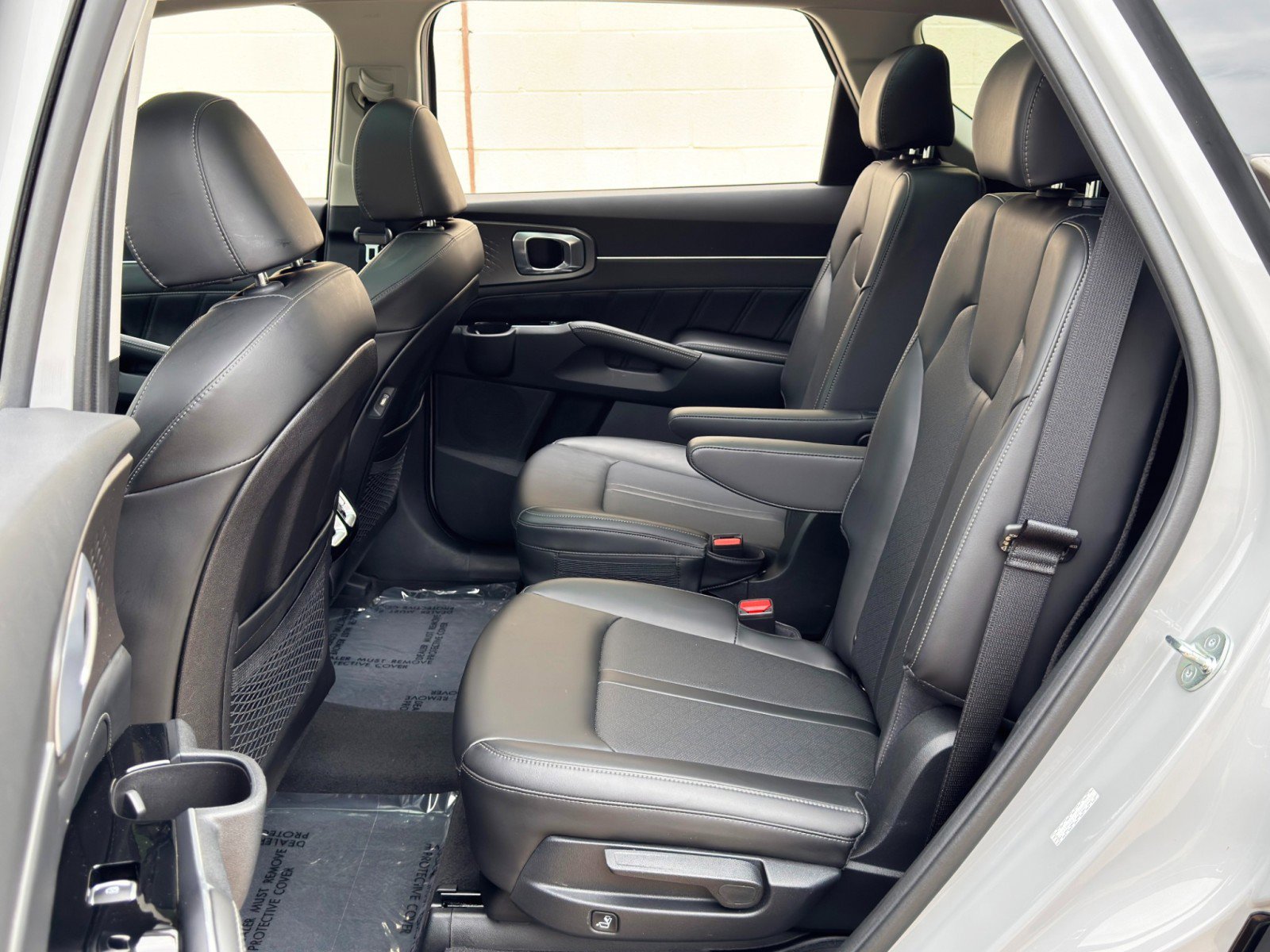 Used 2023 Kia Sorento SX AWD/4WD image 42