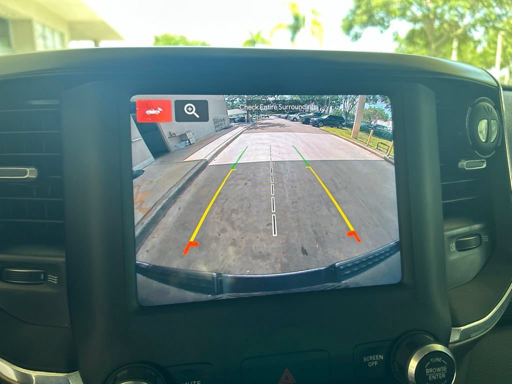 Used 2022 RAM 1500 Laramie AWD/4WD image 10