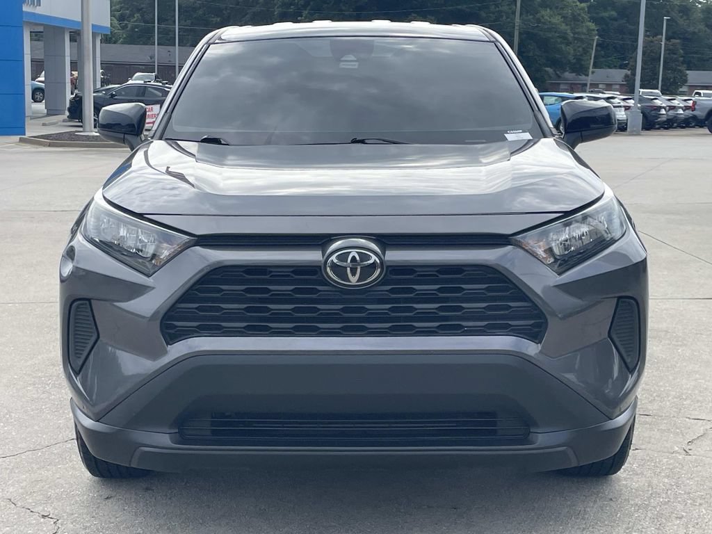 Used 2022 Toyota RAV4 LE FWD image 6