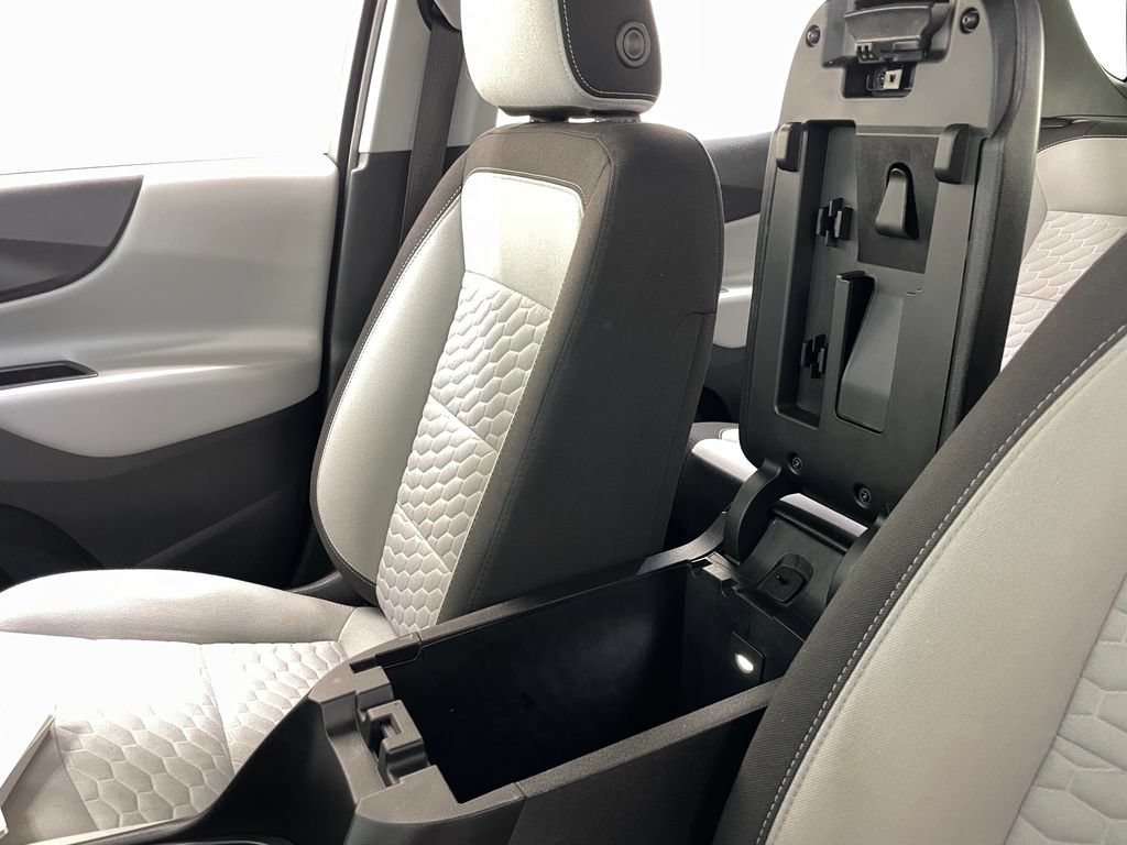 Certified 2021 Chevrolet Equinox LS FWD image 30
