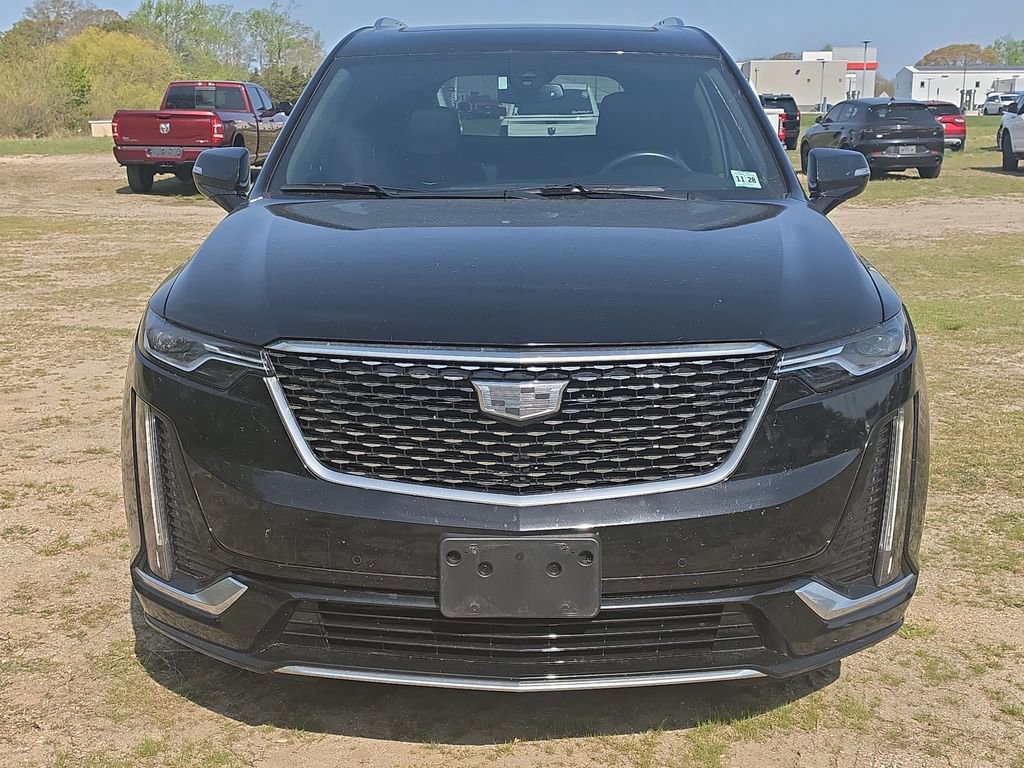 Used 2024 Cadillac XT6 Luxury AWD/4WD image 3