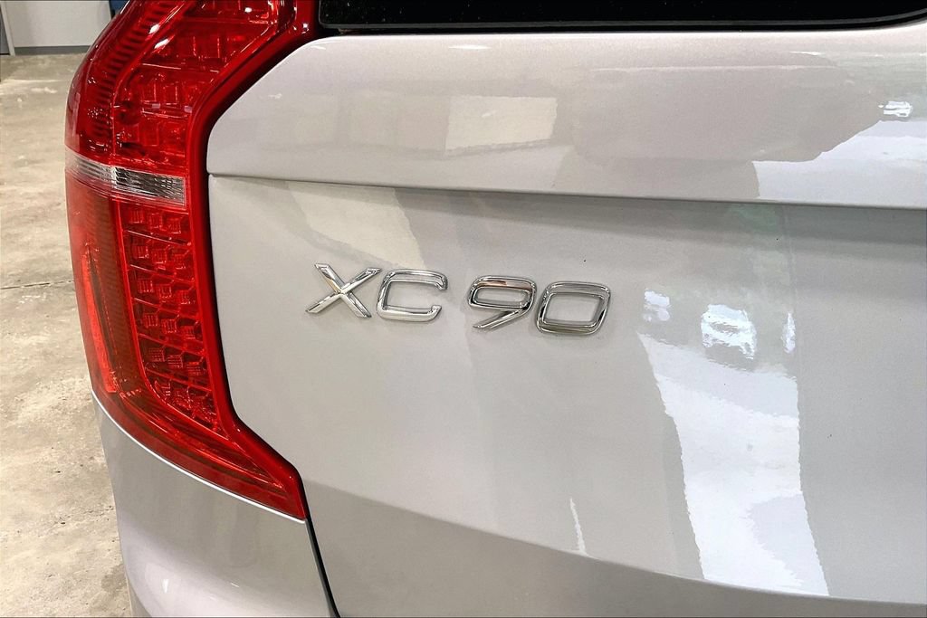 Certified 2023 Volvo XC90 B6 Plus w/ Protection Package Premier AWD/4WD image 24