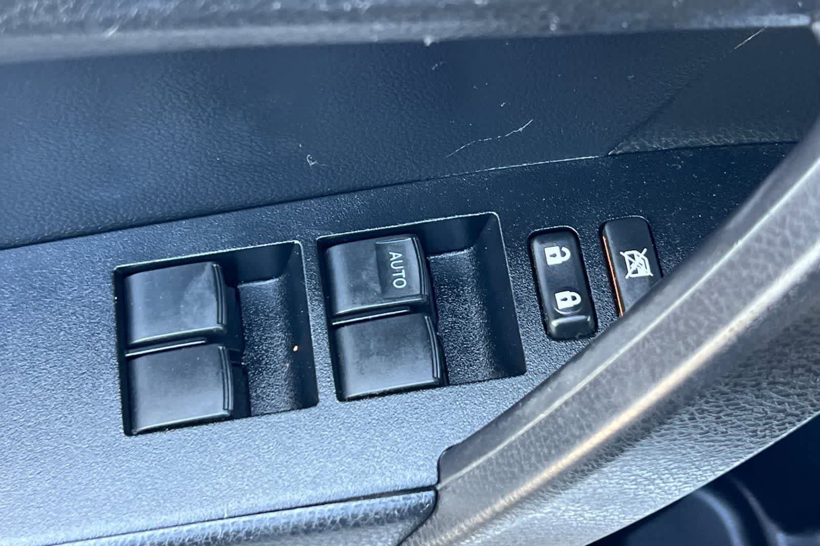 Used 2015 Toyota Corolla S FWD image 14