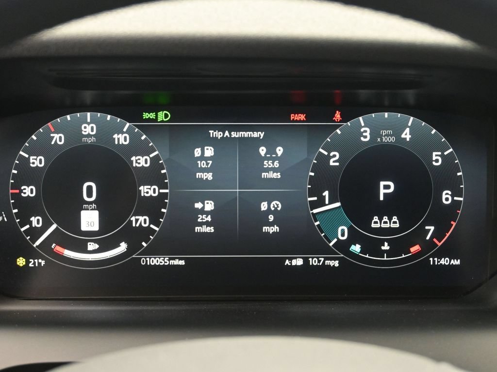 Used 2025 Land Rover Discovery Sport Dynamic SE AWD/4WD image 13