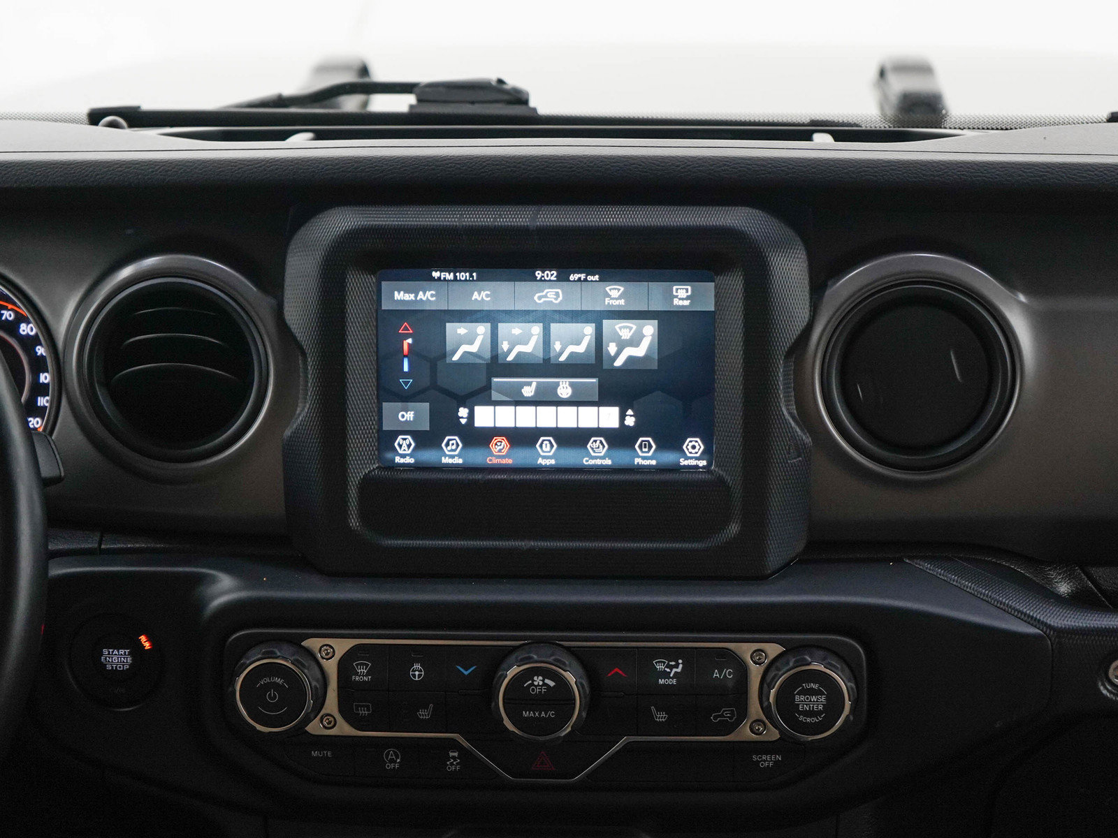 Used 2022 Jeep Wrangler Unlimited Sport AWD/4WD image 15