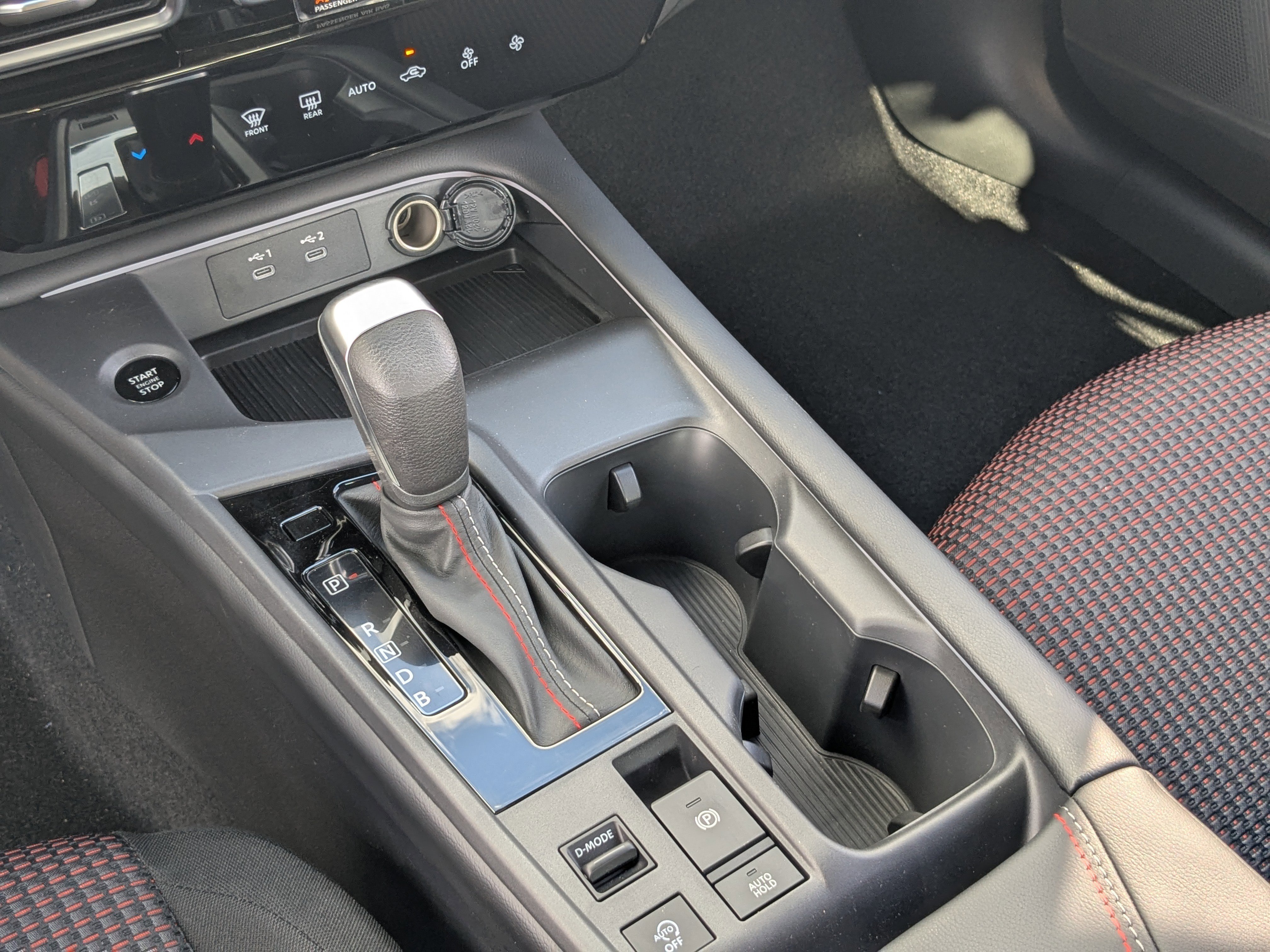 New 2026 Nissan Sentra SR FWD image 16