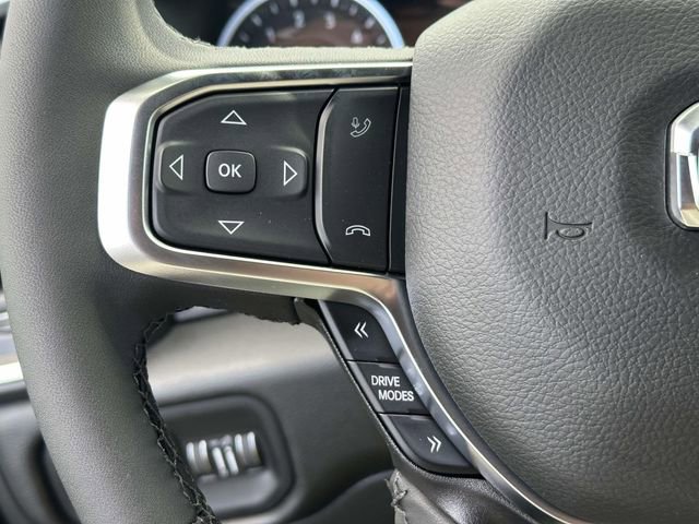 New 2026 RAM 1500 4x4 Crew Cab image 4
