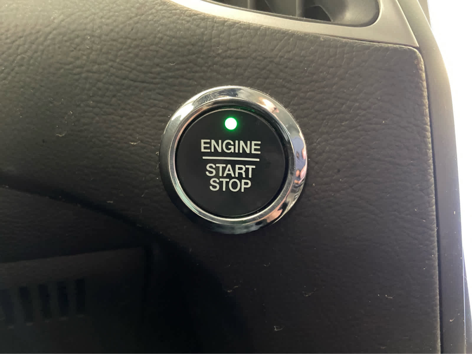 Used 2024 Ford Edge SEL w/ Convenience Package AWD/4WD image 39