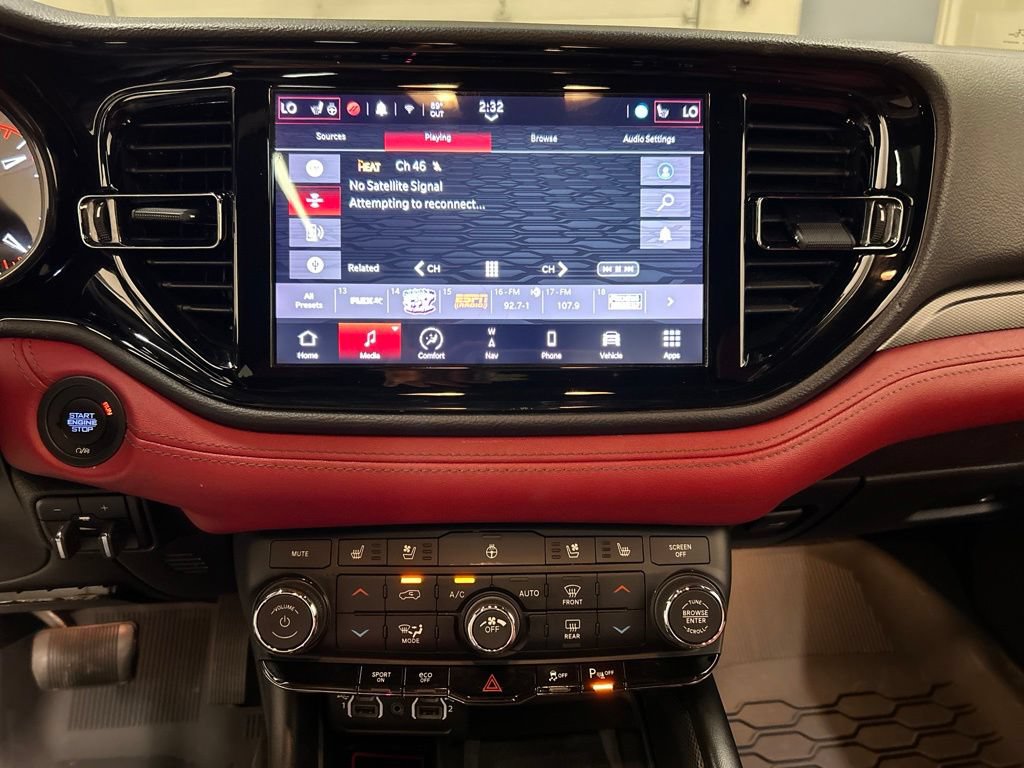 Used 2022 Dodge Durango R/T w/ Blacktop Package AWD/4WD image 27