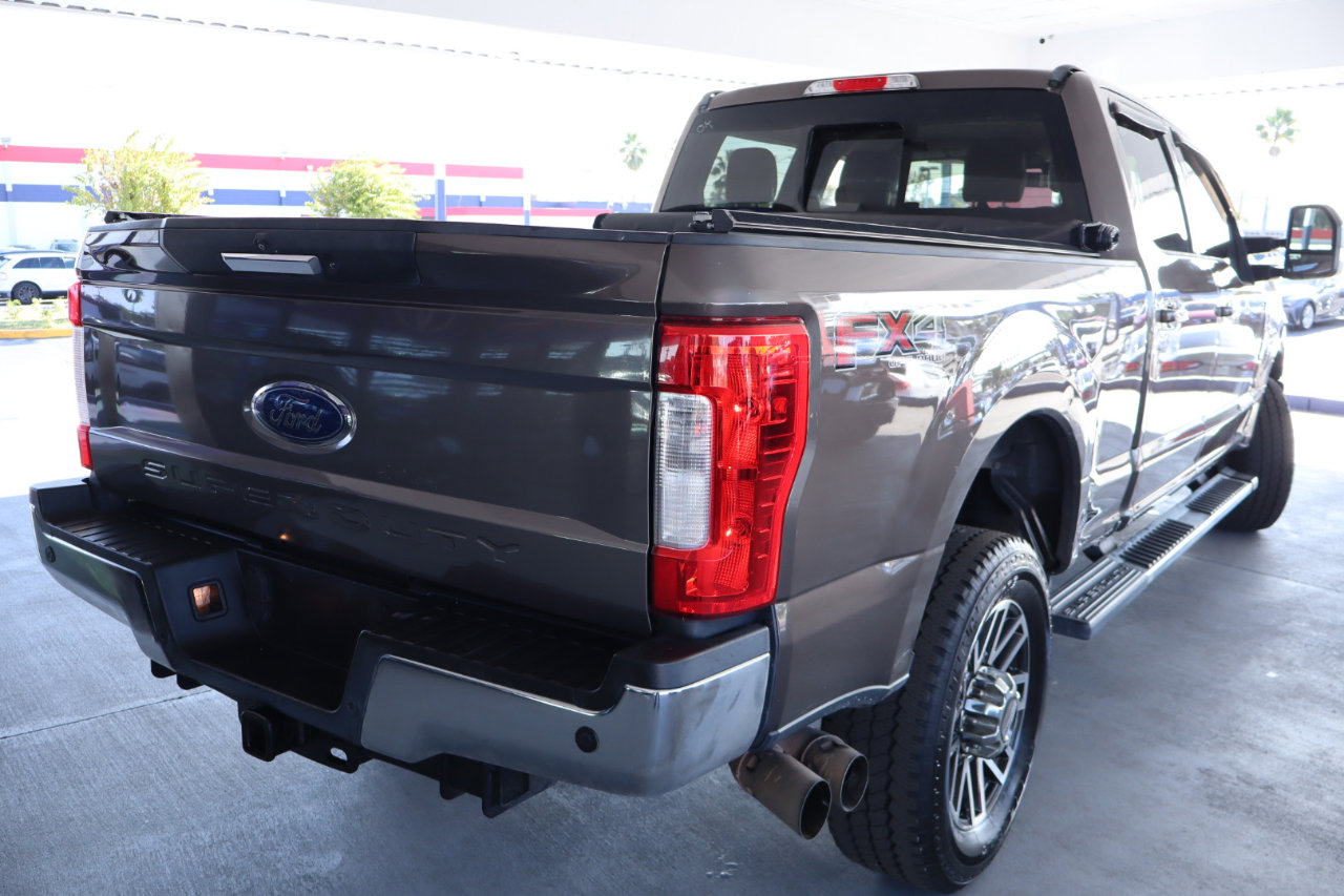 Used 2017 Ford F350 Lariat w/ Lariat Value Package image 6
