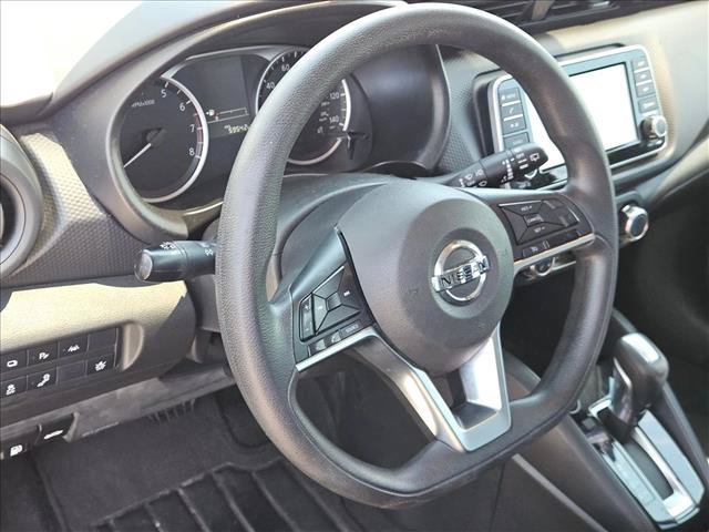 Used 2021 Nissan Kicks S FWD image 8
