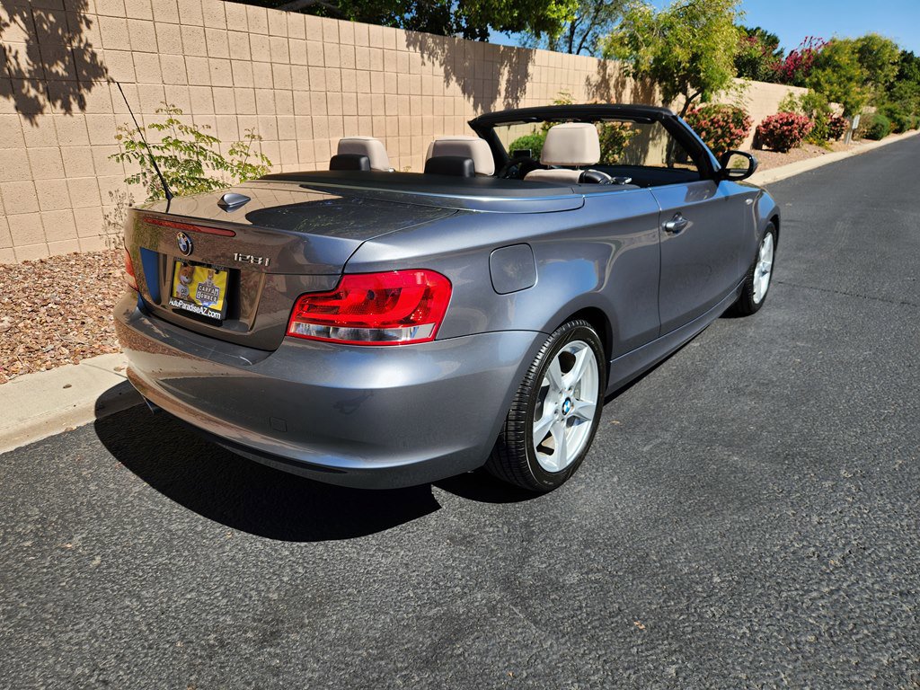 Used 2013 BMW 128i Convertible image 3