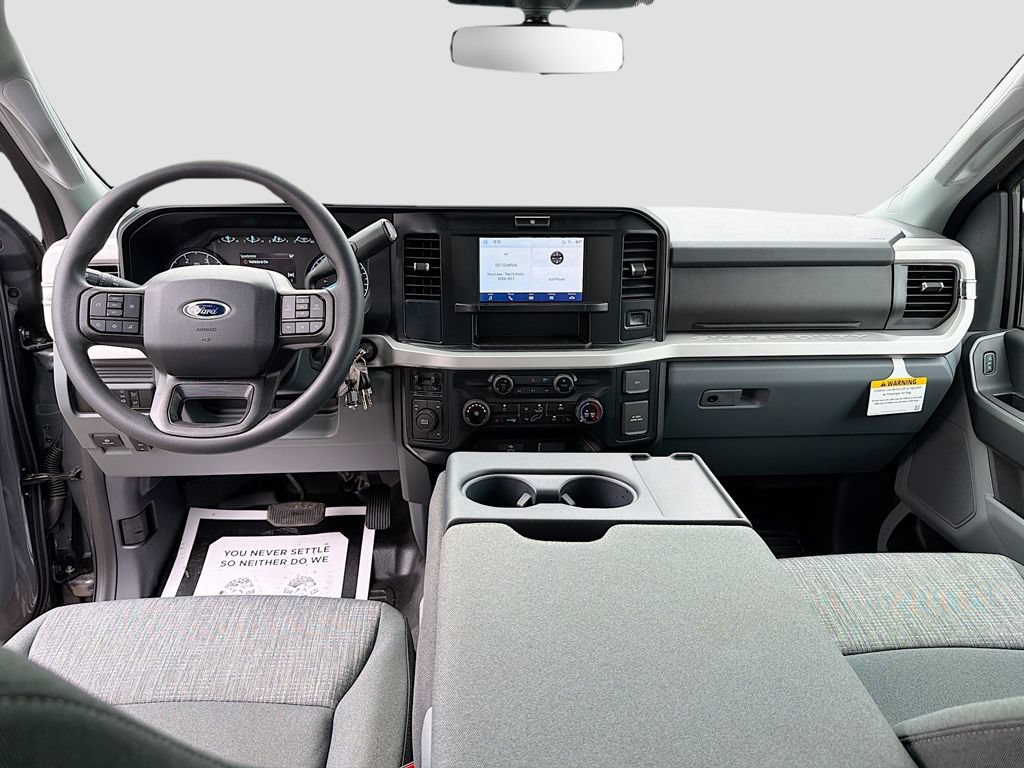 New 2026 Ford F550 4x4 Crew Cab Super Duty w/ XLT Value Package image 25