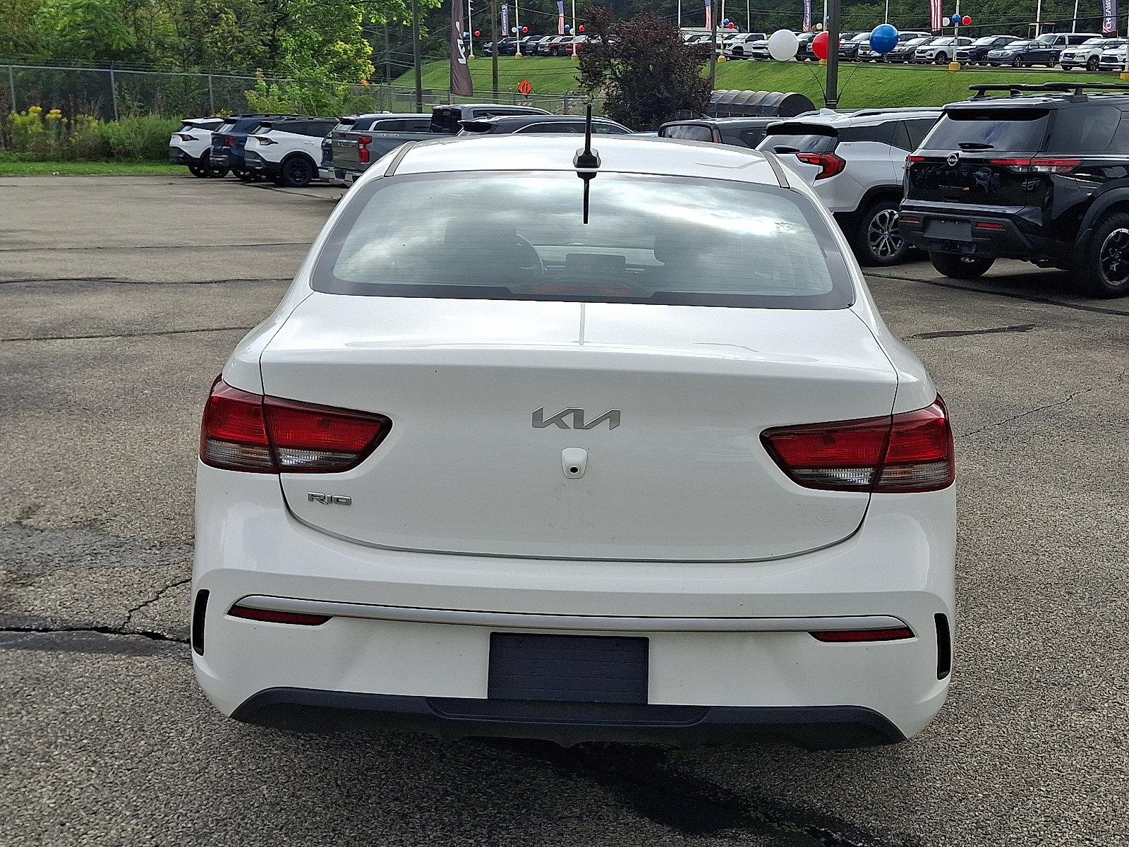 Used 2022 Kia Rio LX FWD image 5