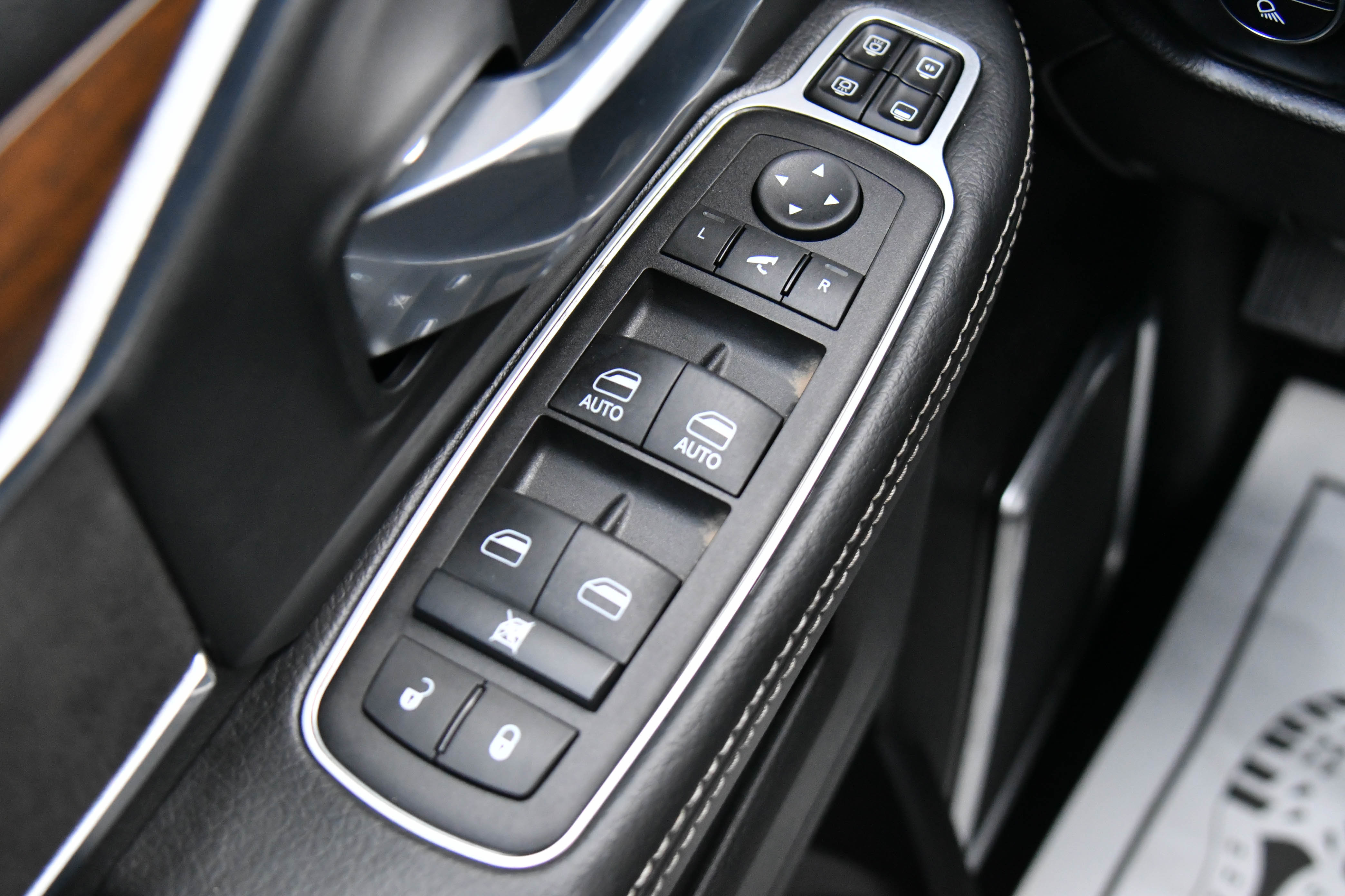 Used 2024 RAM 2500 Laramie image 43