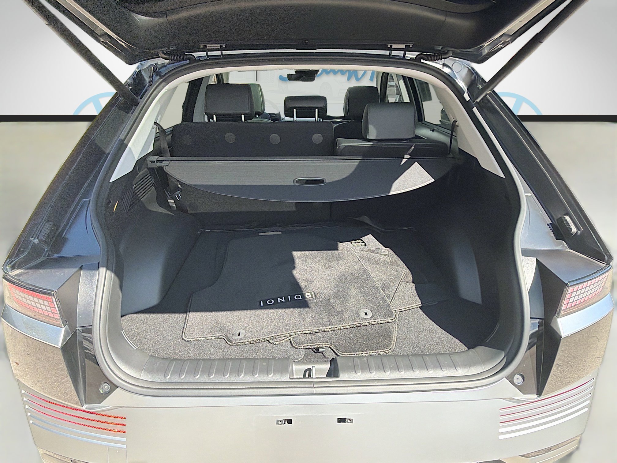 Used 2023 Hyundai Ioniq 5 Limited image 26