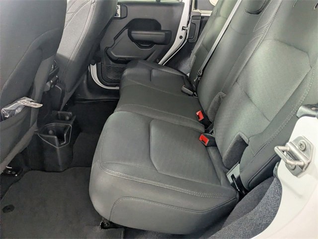 Used 2022 Jeep Wrangler Unlimited Sport image 23