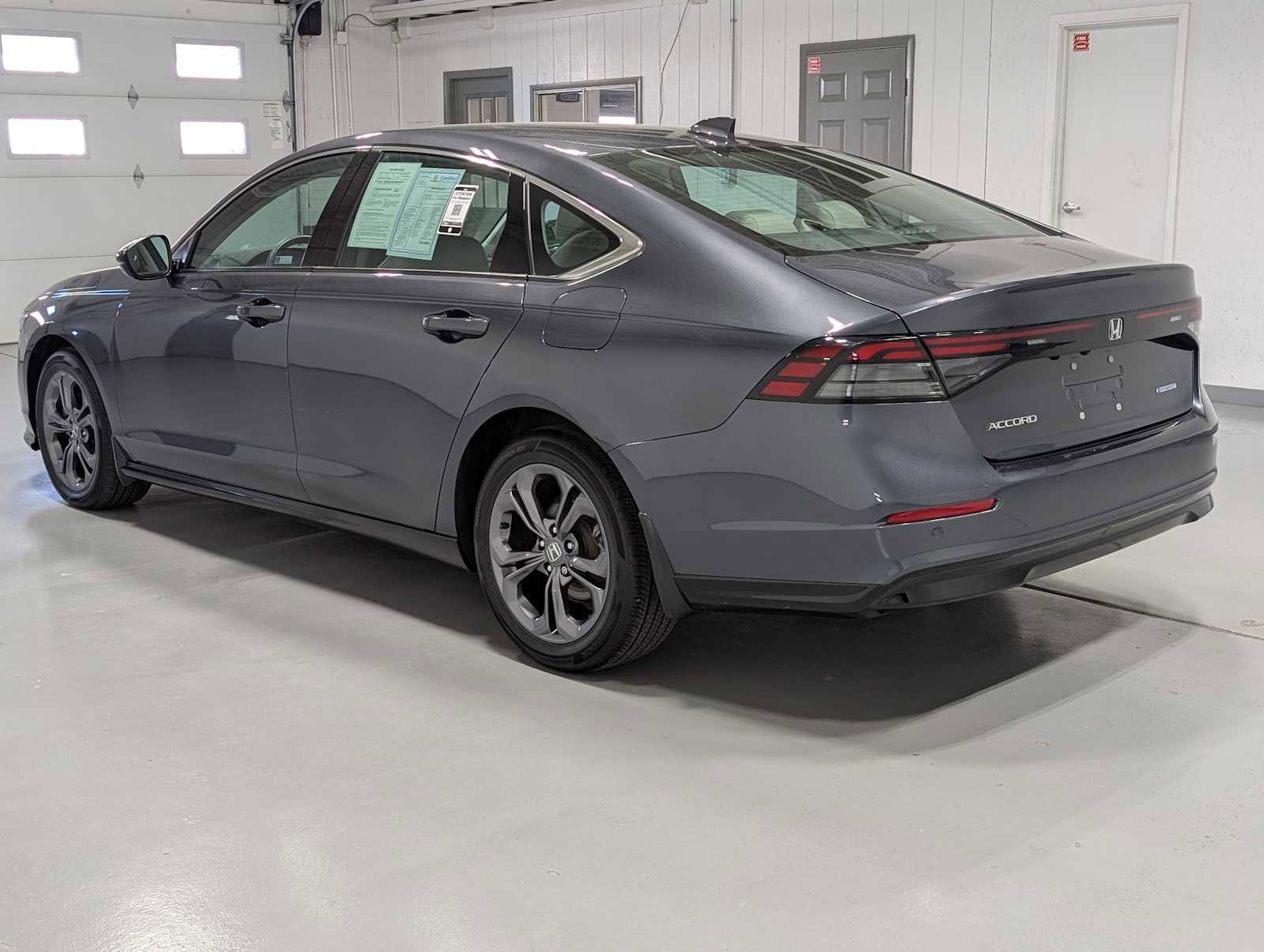 Used 2024 Honda Accord EX-L image 10