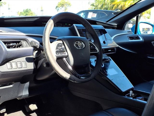Used 2017 Toyota Mirai FWD image 4