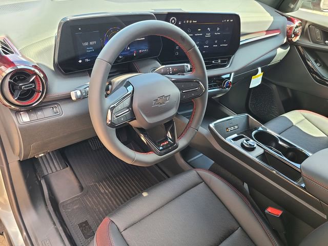 New 2026 Chevrolet Equinox RS w/ LPO, Floor Liner Package image 14