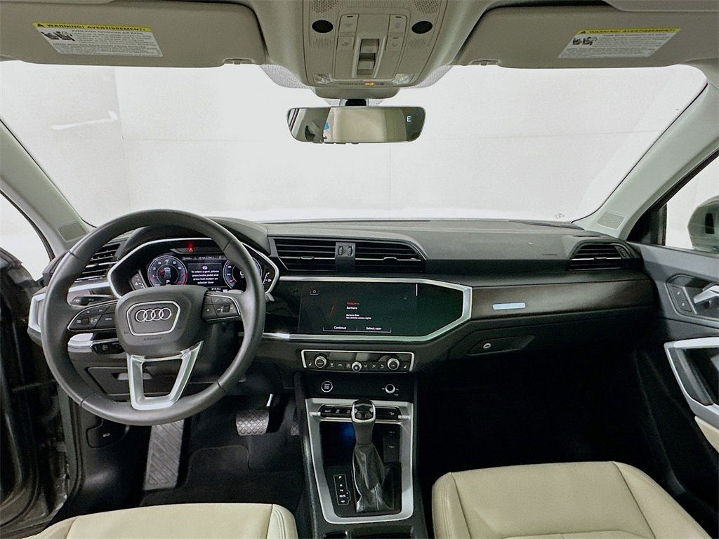 Used 2025 Audi Q3 2.0T Premium Plus image 3