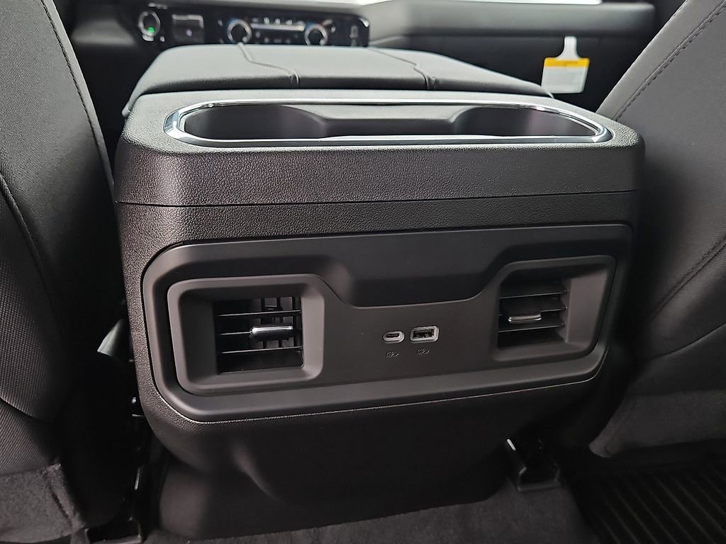 Used 2025 Chevrolet Silverado 2500 LT w/ Convenience Package image 21