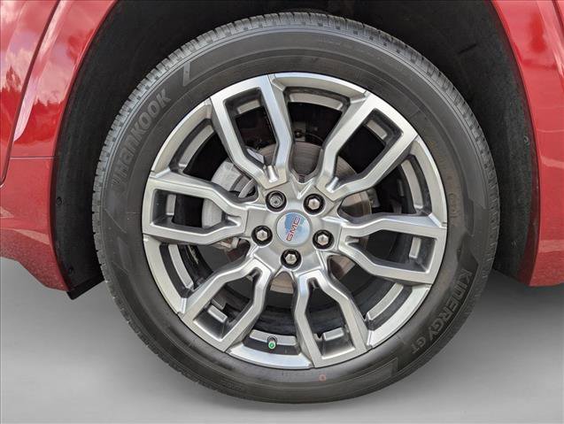 Used 2023 GMC Terrain Denali image 8