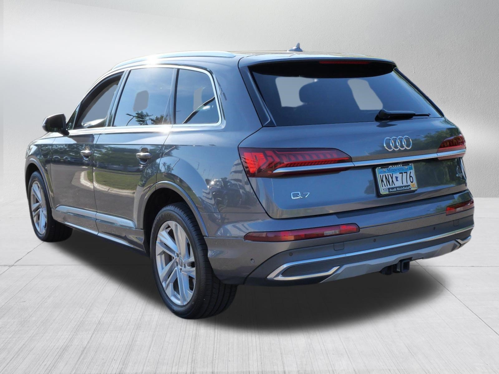 Used 2020 Audi Q7 3.0T Premium Plus w/ Premium Plus Package AWD/4WD image 5