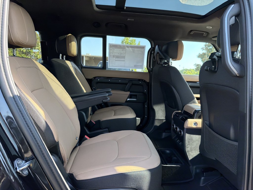 New 2026 Land Rover Defender 130 V8 AWD/4WD image 14